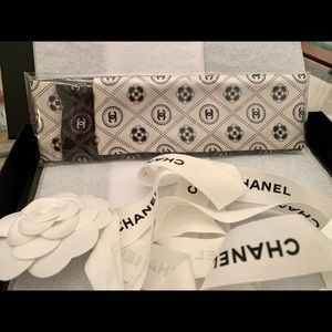 Brand new Authentic Chanel CC Twilly